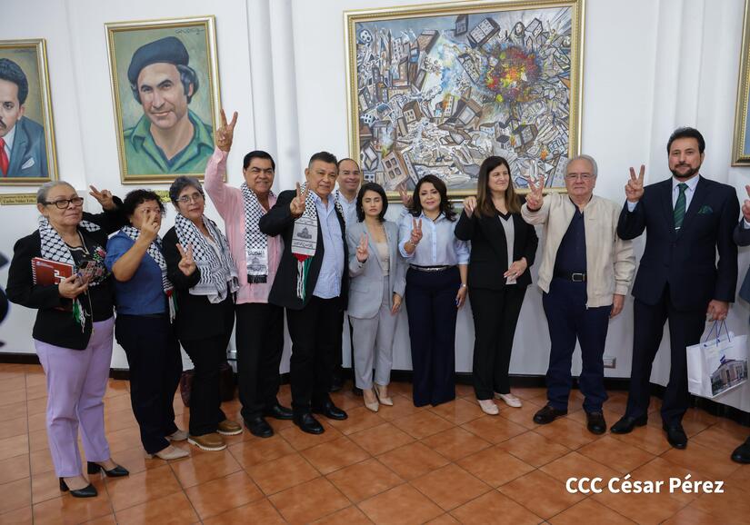 Ministra-de-Relaciones-Exteriores-de-Palestina-28