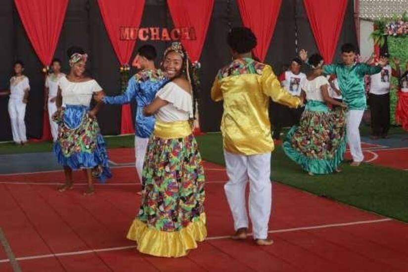 Muchacha-19,-RACCN-11