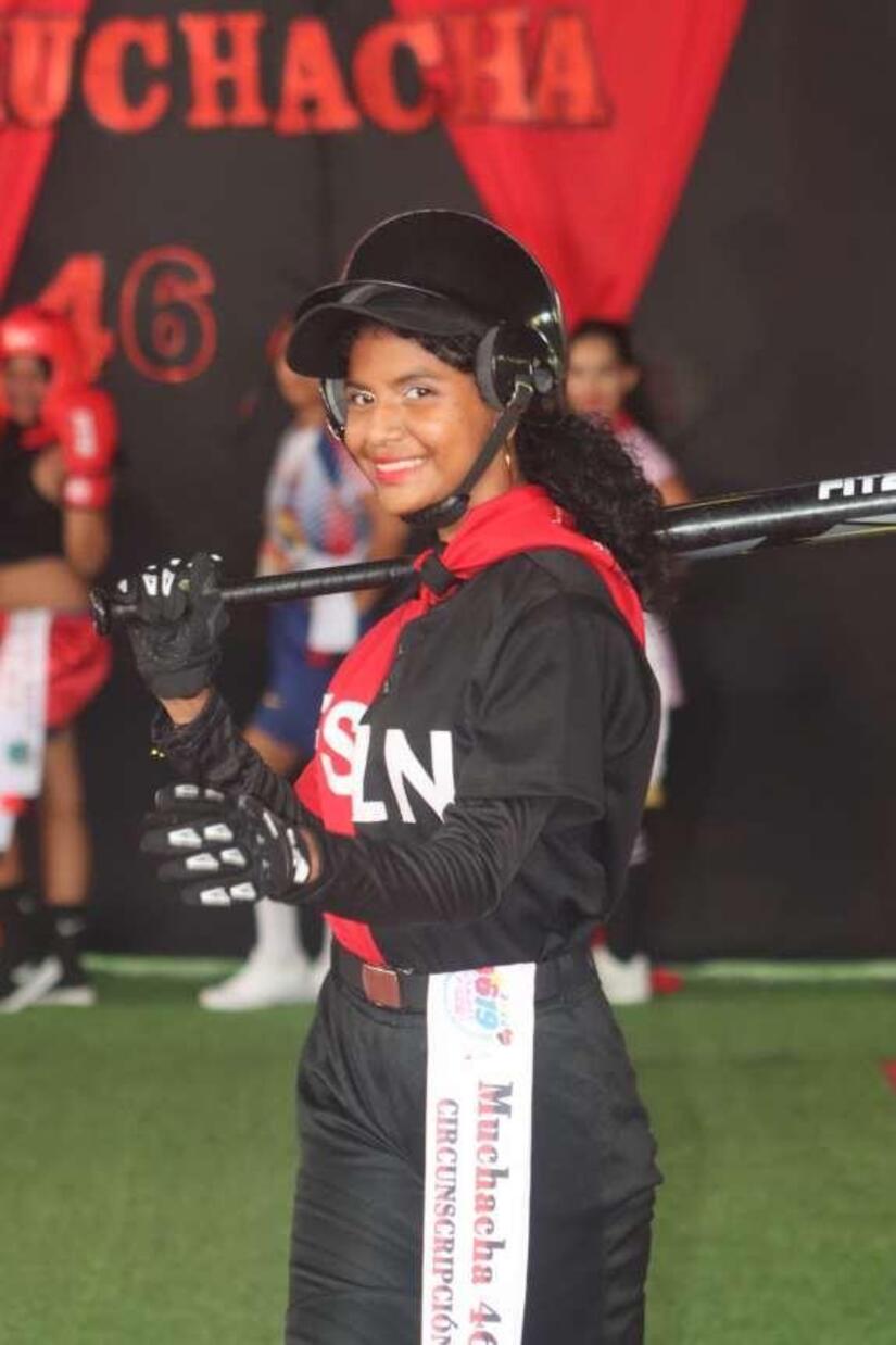 Muchacha-19,-RACCN-15