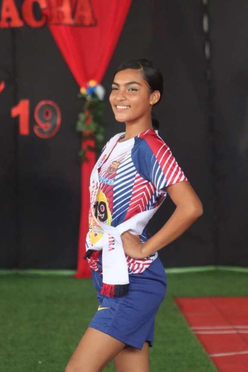 Muchacha-19,-RACCN-17