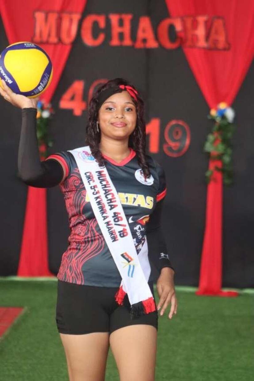 Muchacha-19,-RACCN-18