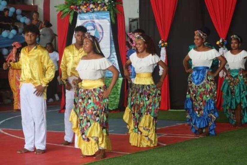 Muchacha-19,-RACCN-7