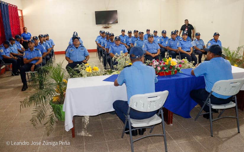 BOMBEROS-UNIDOS-DE-NICARAGUA-10