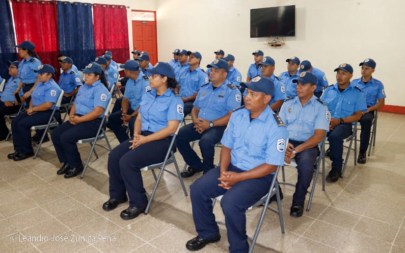 BOMBEROS-UNIDOS-DE-NICARAGUA-13