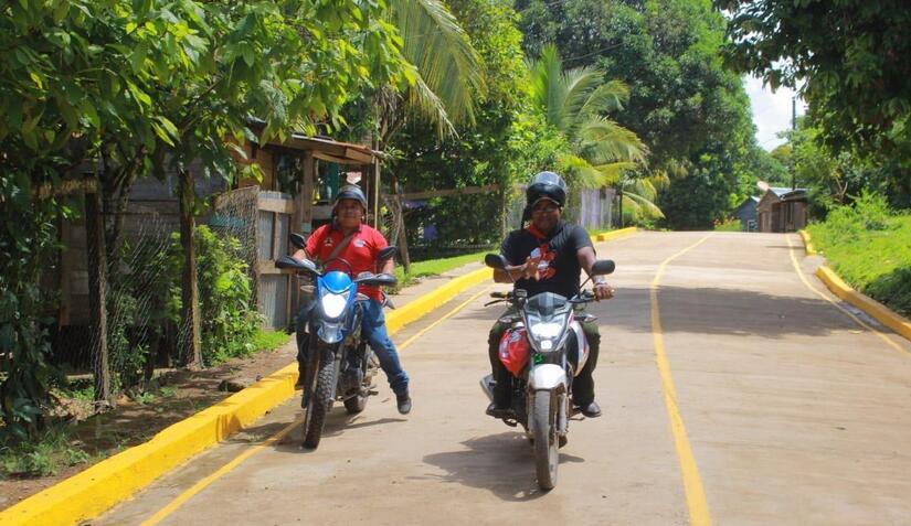Calles-y-caminos-para-el-pueblo-10