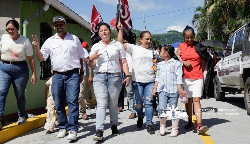 Calles-y-caminos-para-el-pueblo-19