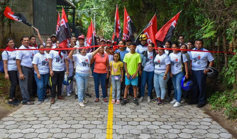 Calles-y-caminos-para-el-pueblo-27