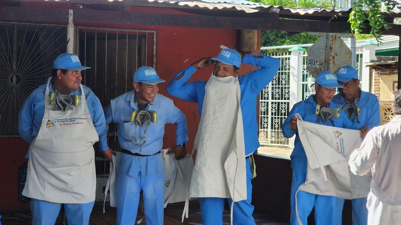 Brigasa-de-fumigacion-9