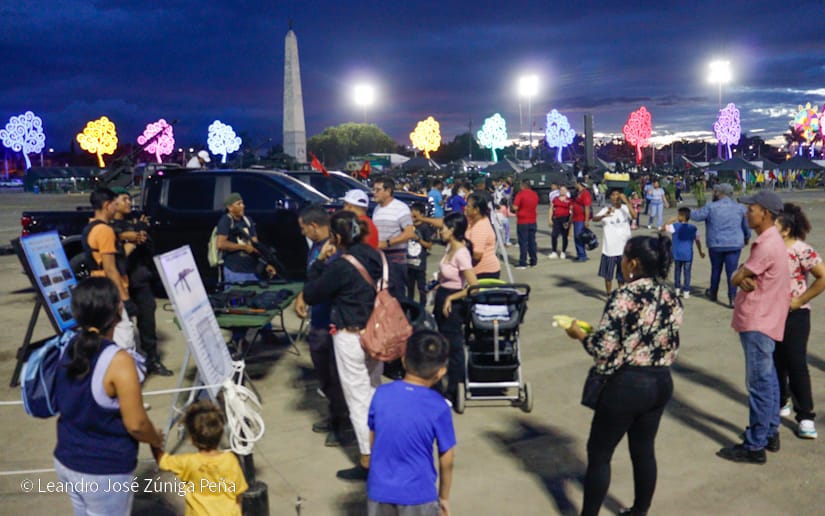 Exposicion-Ejercito-2