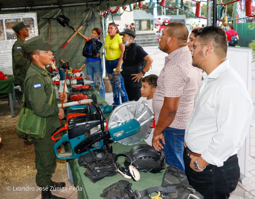 Exposicion-Ejercito-8