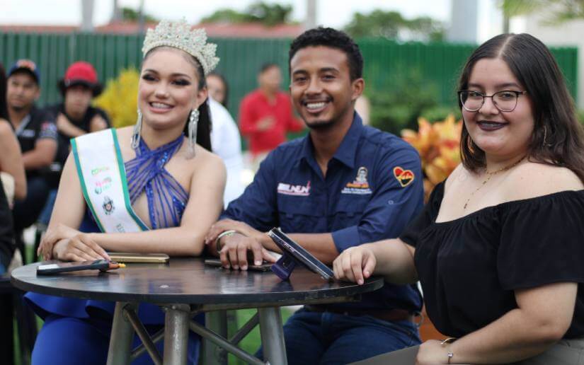 certamen-reinaunen-3