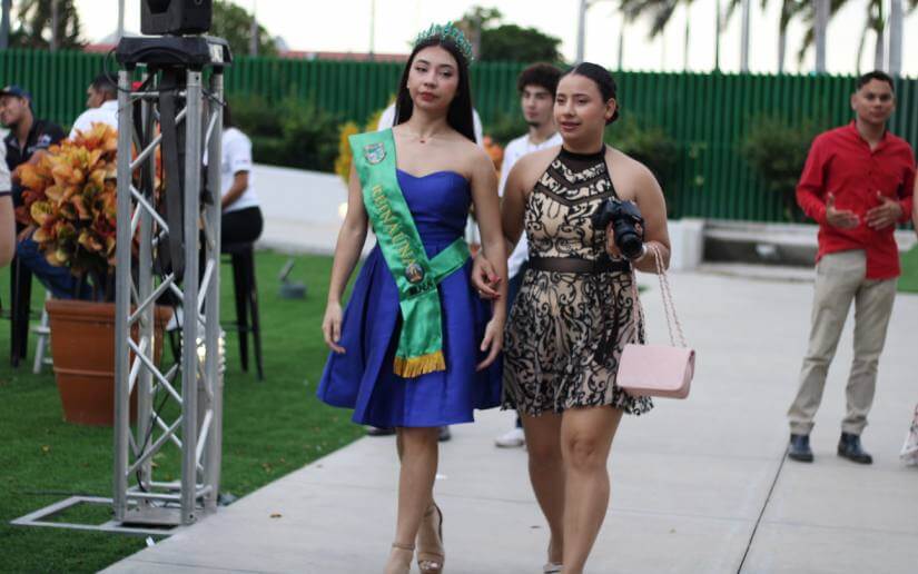 certamen-reinaunen-6