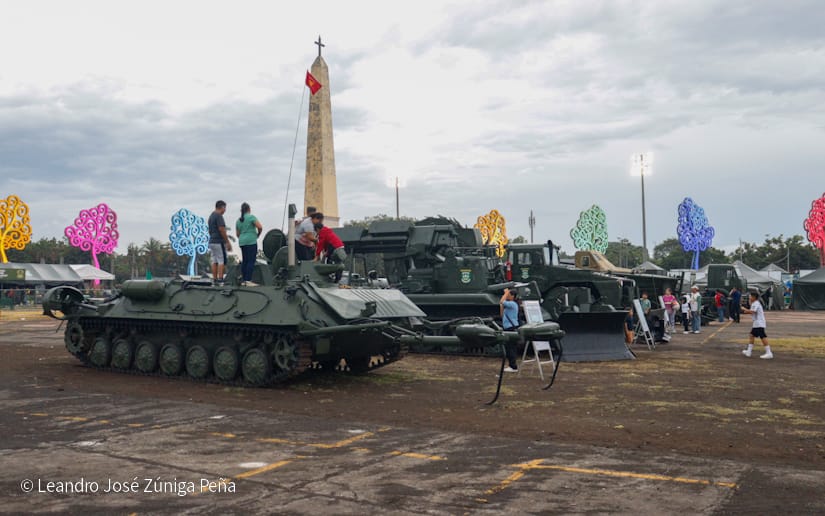 Exposicion-Ejercito-4