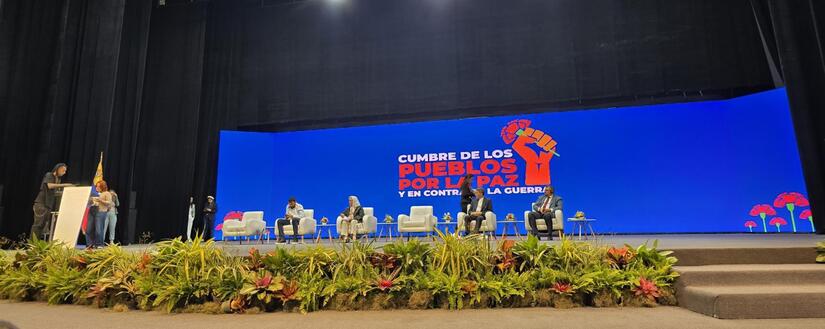 Cumbre-de-los-Pueblos-por-La-Paz-y-en-Contra-de-la-Guerra-11