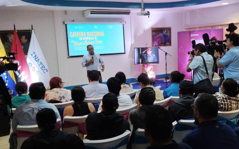 catedra-hugochavez-5
