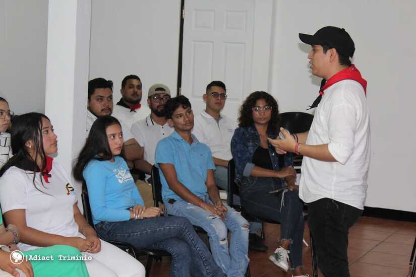 Red-de-Jovenes-Comunicadores-3