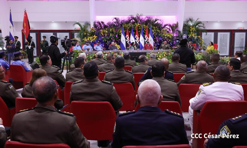 Acto-de-ascenso-militar-11