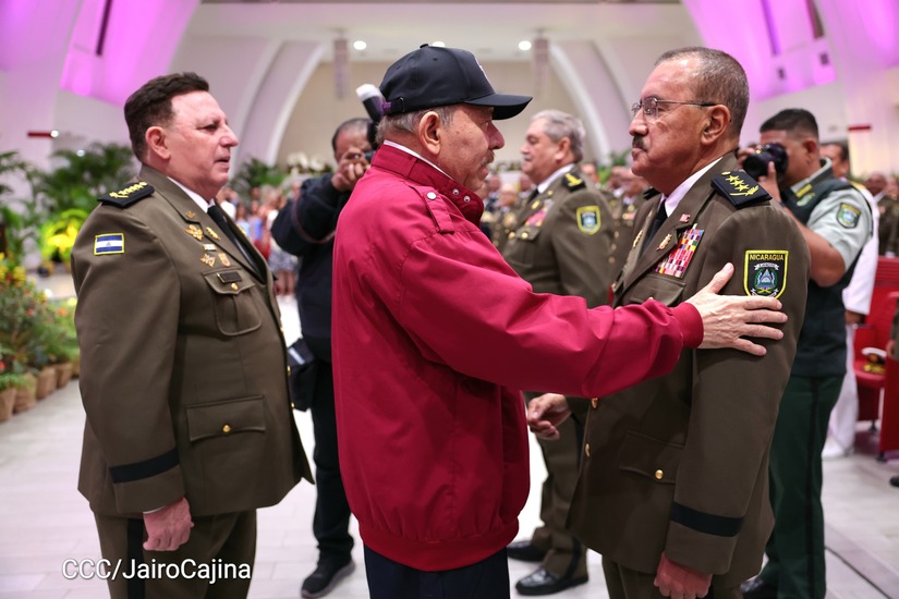 Acto-de-ascenso-militar-16