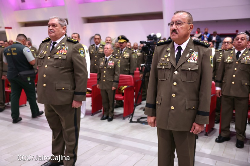 Acto-de-ascenso-militar-26