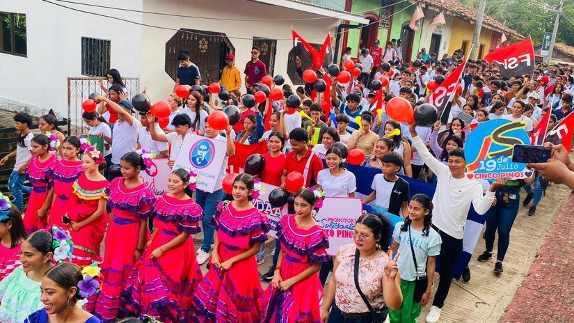 JUVENTUD-SANDINISTA--(2)