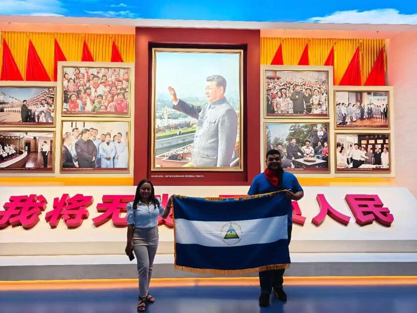 Delegacion-de-Nicaragua-en-China-3