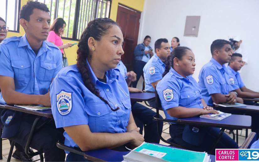 Migracion-y-Extranjeria-4