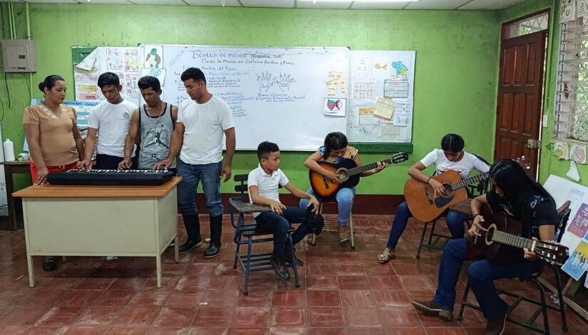 Escuelas-de-Arte-en-el-Campo-17