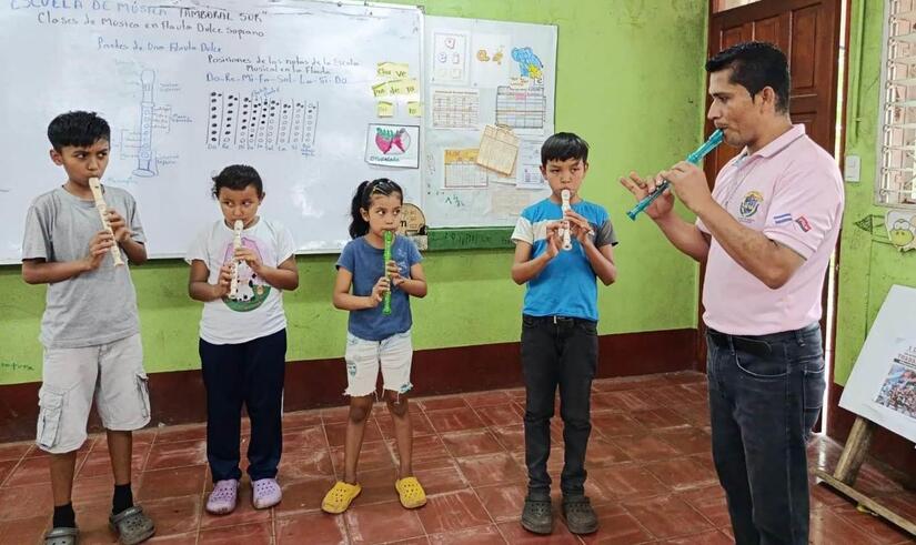 Escuelas-de-Arte-en-el-Campo-18