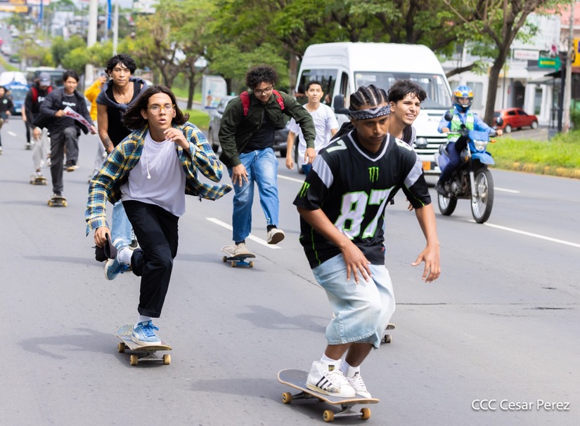 Skateboarding--(11)