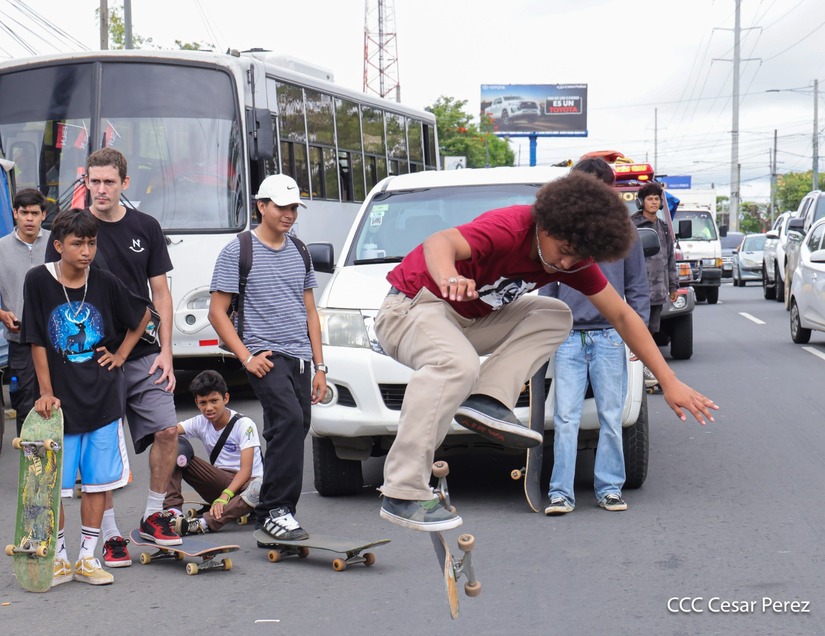 Skateboarding--(4)
