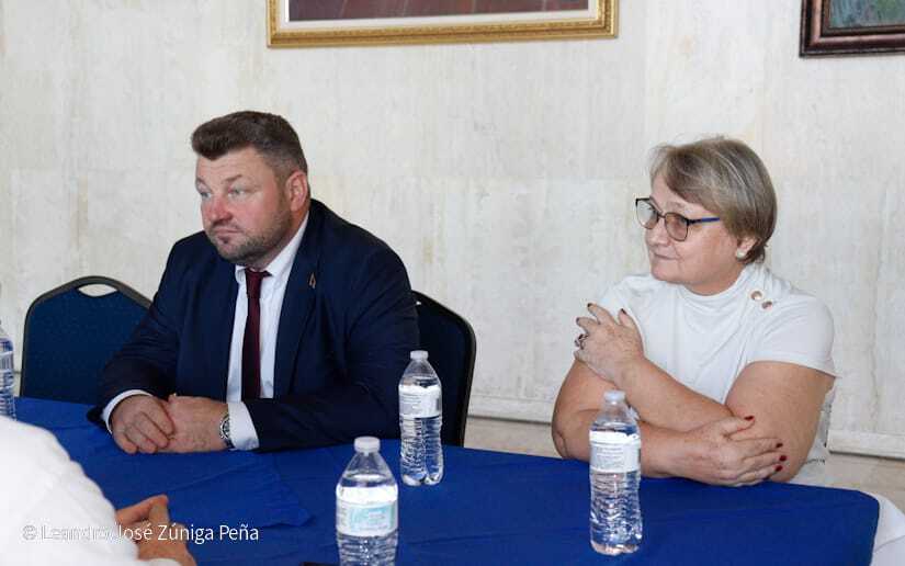 Visita-del-Embajador-de-Bielorrusia-al-TNRD-43