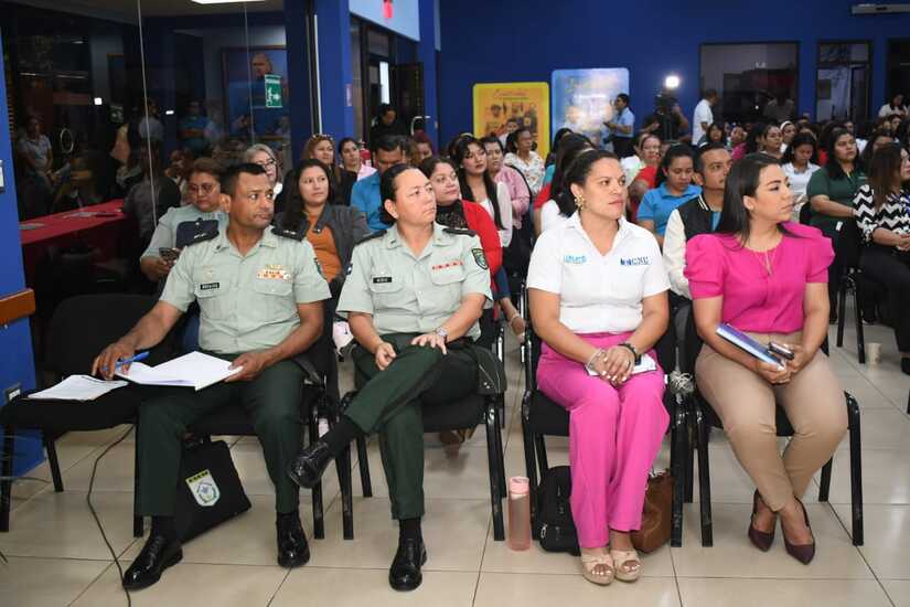 Encuentro-de-mujeres-sistema-educativo-3