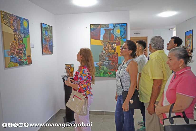 Exposicion-artistica-en-homenaje-a-Dia-Internacional-de-la-Mujer-4