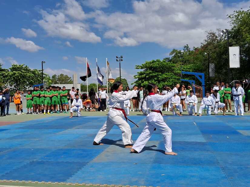 Deportes-en-Revolucion-13-