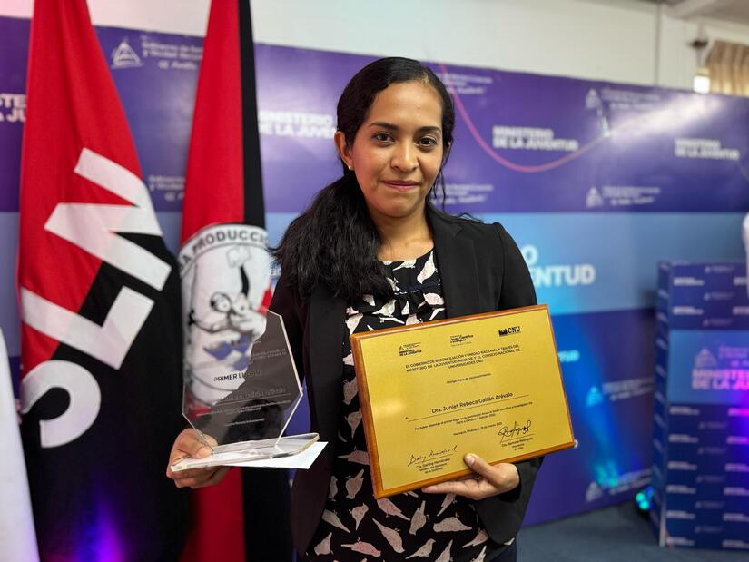 Joven-Cientifico-e-Innovador-14