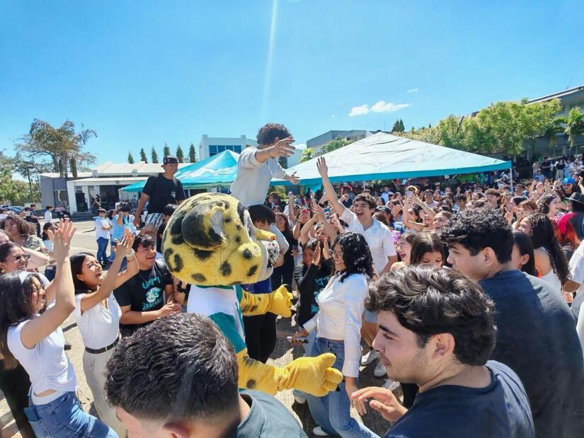 Festivales-de-Bienvenida-a-Estudiantes-2