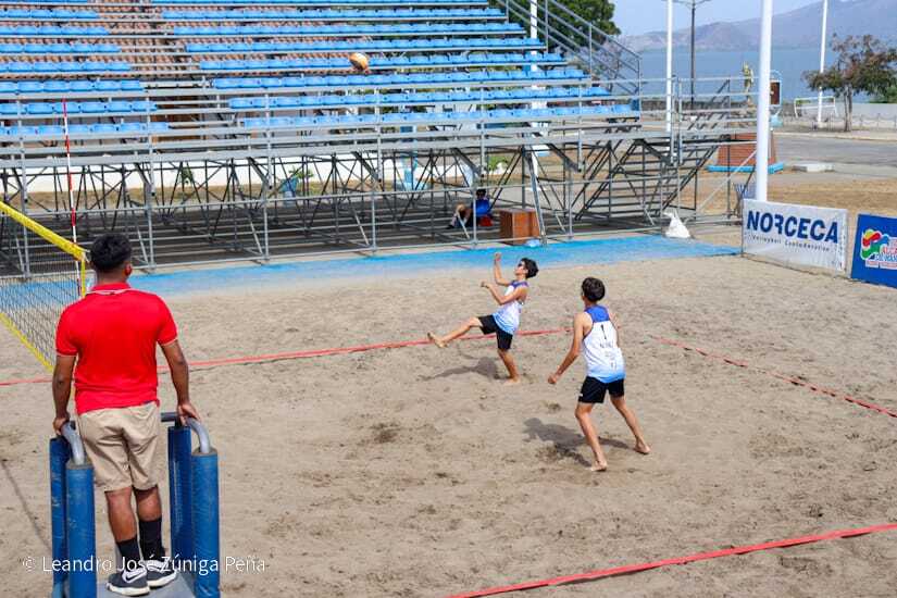 VOLEIBOL-PLAYA--(37)