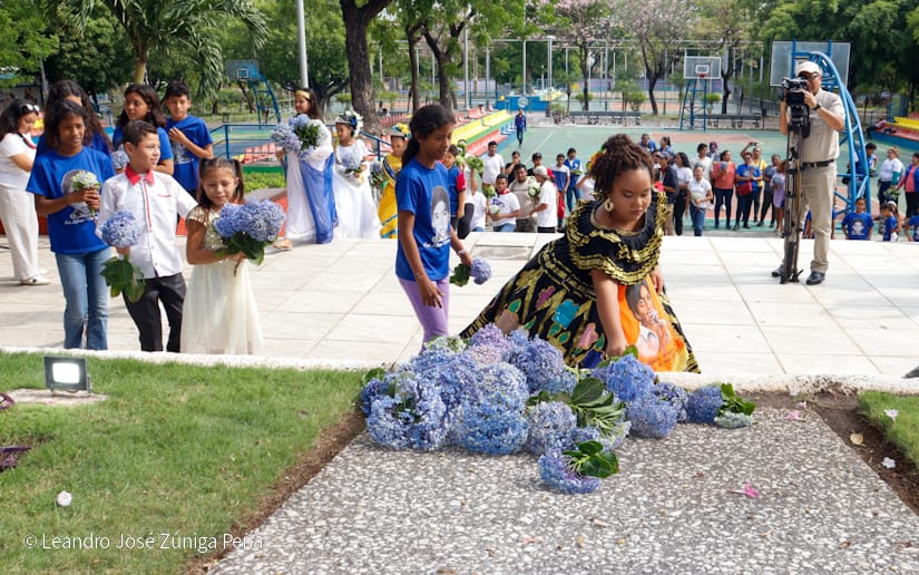 Luis-Alfonso-Velasquez-Flores-10