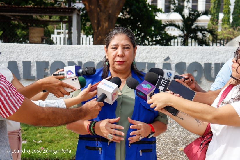 Luis-Alfonso-Velasquez-Flores-29