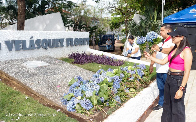 Luis-Alfonso-Velasquez-Flores-4