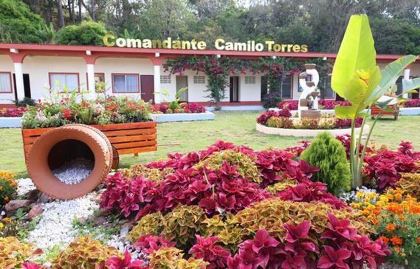 Centro-Universitario-Padre-y-Comandante-Camilo-Torres-Restrepo-9