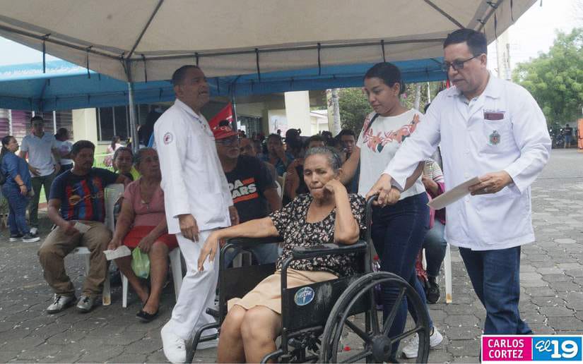 Mega-Feria-de-Salud-en-Granada-26