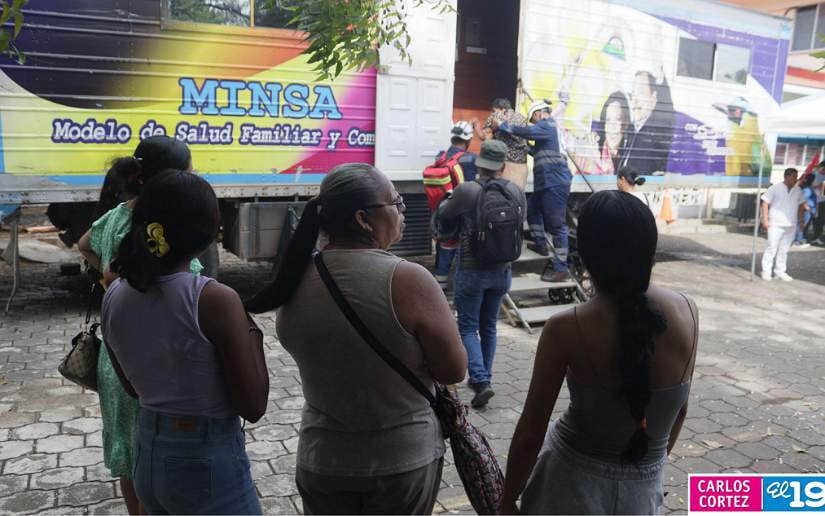 Mega-Feria-de-Salud-en-Granada-30