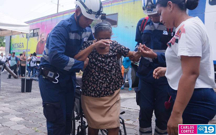 Mega-Feria-de-Salud-en-Granada-32