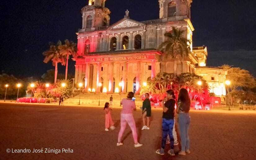 PLAZA-DE-LA-REVOLUCION--(4)