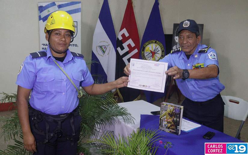 Bomberos-Unidos-de-Nicaragua-10