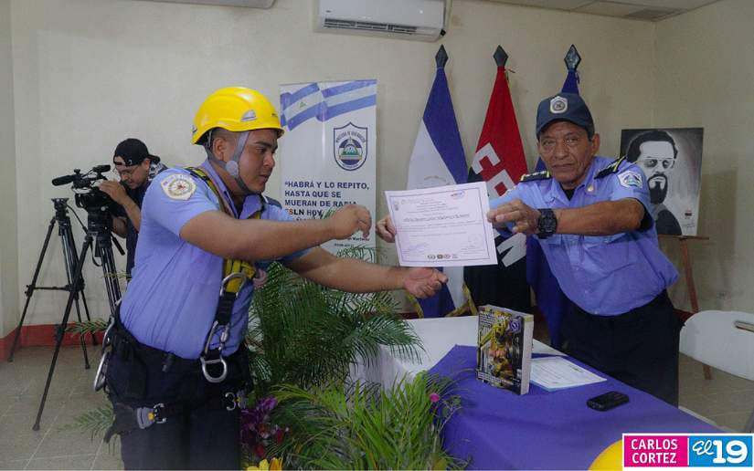 Bomberos-Unidos-de-Nicaragua-2