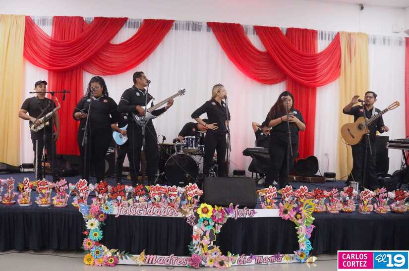 Madres-de-Policias-Caidos-13