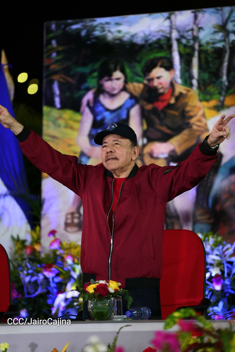 Entrega-de-autobuses-chinos-25