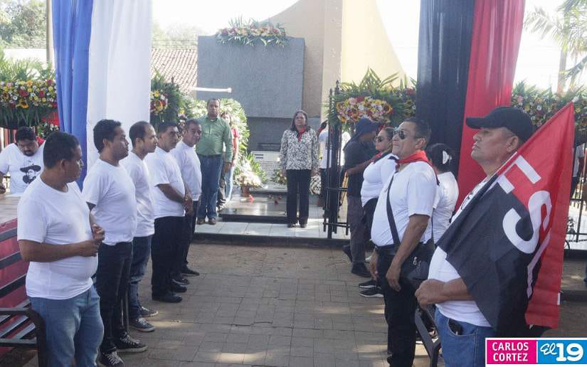 Homanaje-al-Cmdte-German-Pomares-Ordonez-2